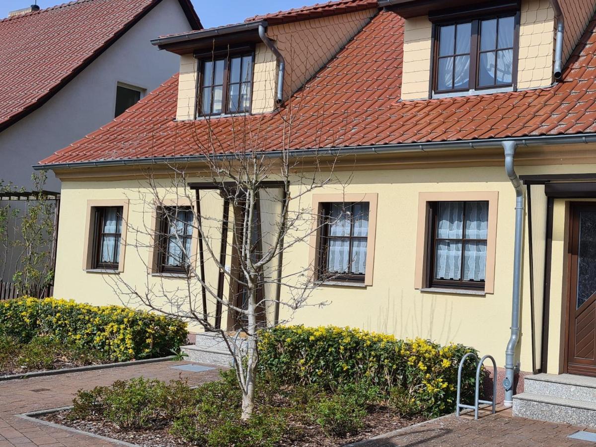 Die Ferienwohnung "Am Kietz" Schwedt Bagian luar foto