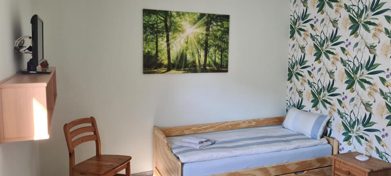 Die Ferienwohnung "Am Kietz" Schwedt Bagian luar foto